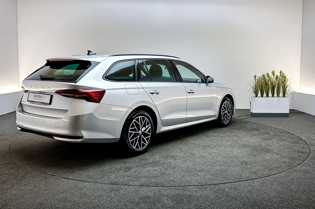 ŠKODA Octavia (JPV80P) met abonnement