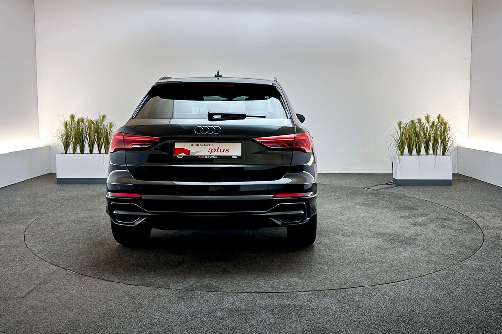 Audi Q3 (JXD42F) met abonnement