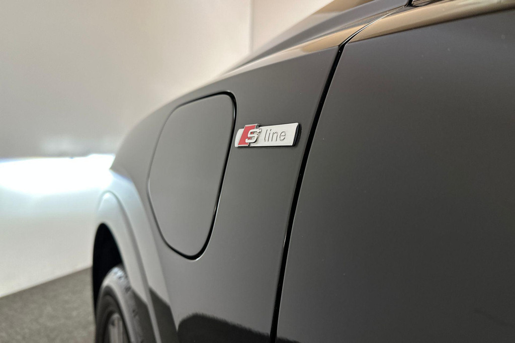 Audi Q3 (JXD42F) met abonnement