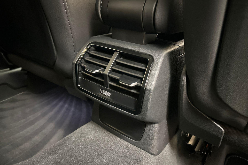 Audi Q3 (JXD42F) met abonnement