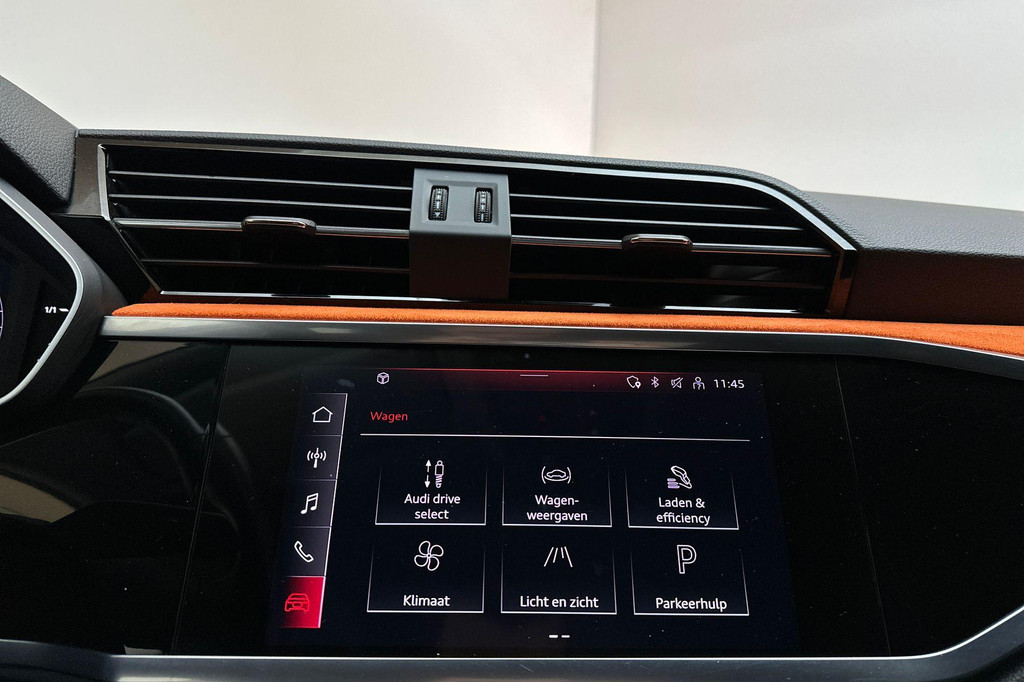 Audi Q3 (JXD42F) met abonnement