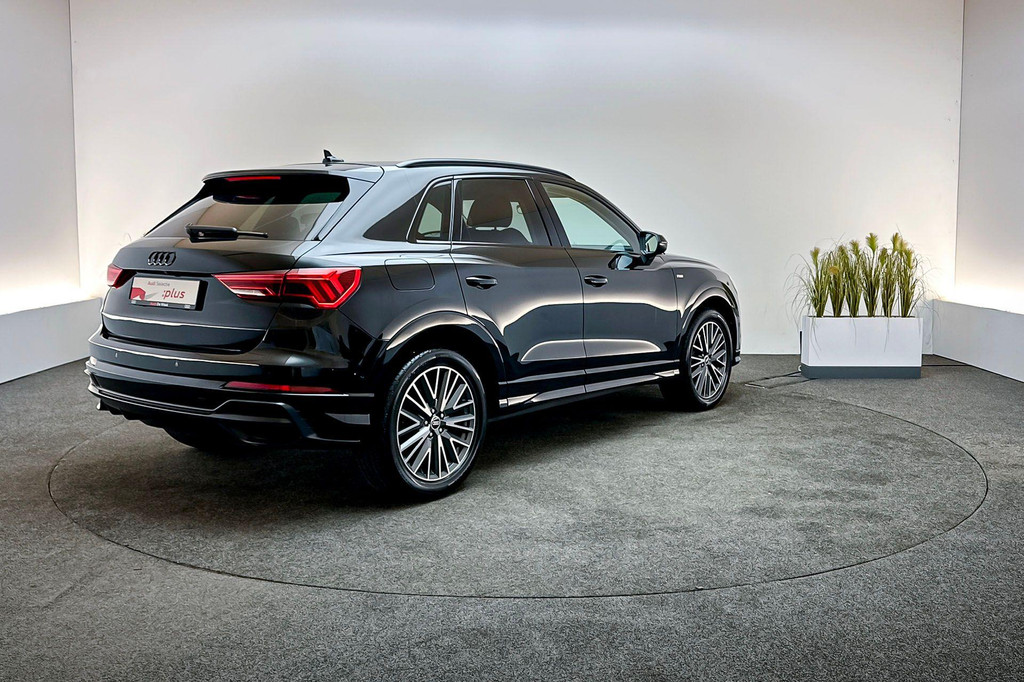 Audi Q3 (JXD42F) met abonnement