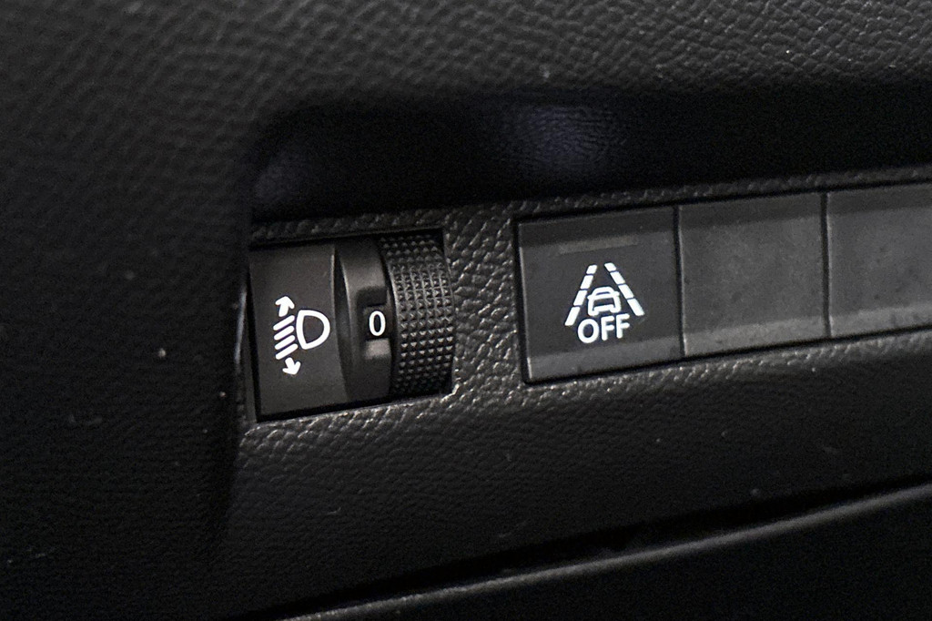 Peugeot e-208 (S908LJ) met abonnement