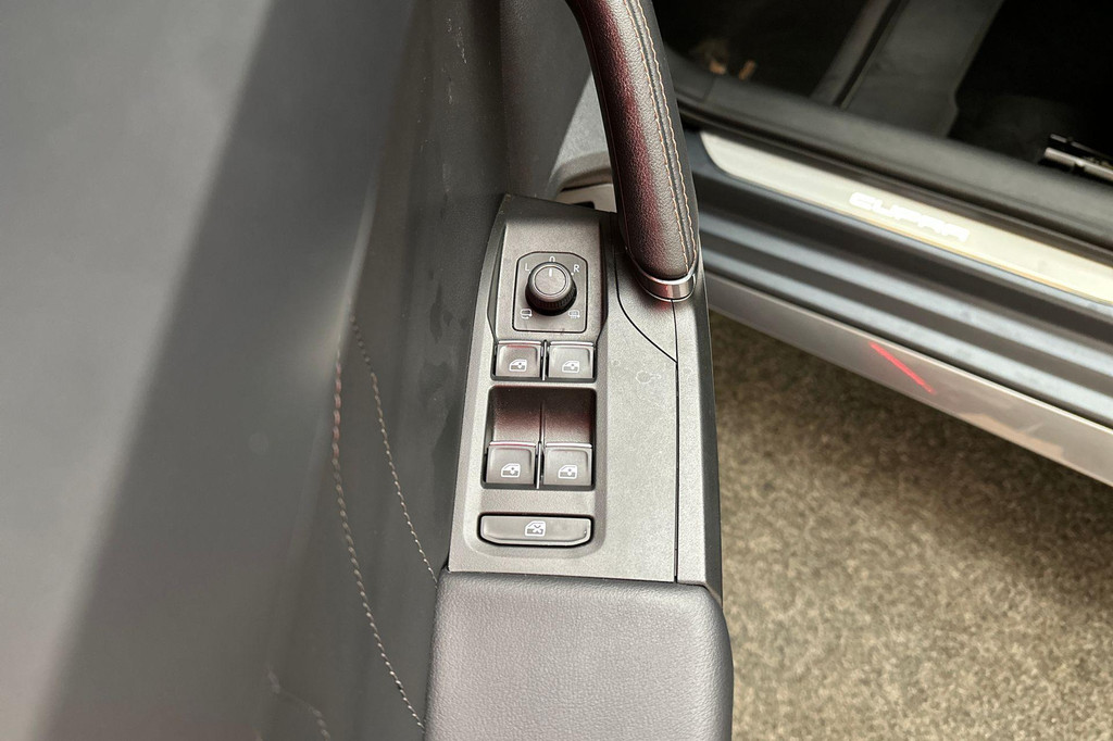 CUPRA Leon (JXF13H) met abonnement