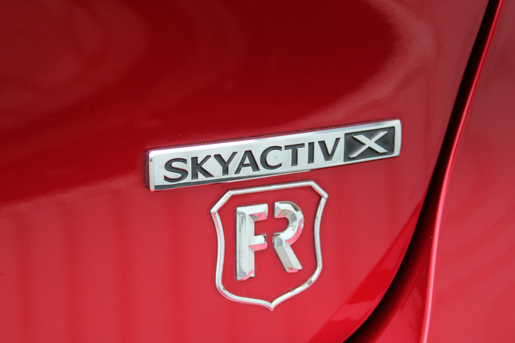 Mazda 3 (J036PZ) met abonnement