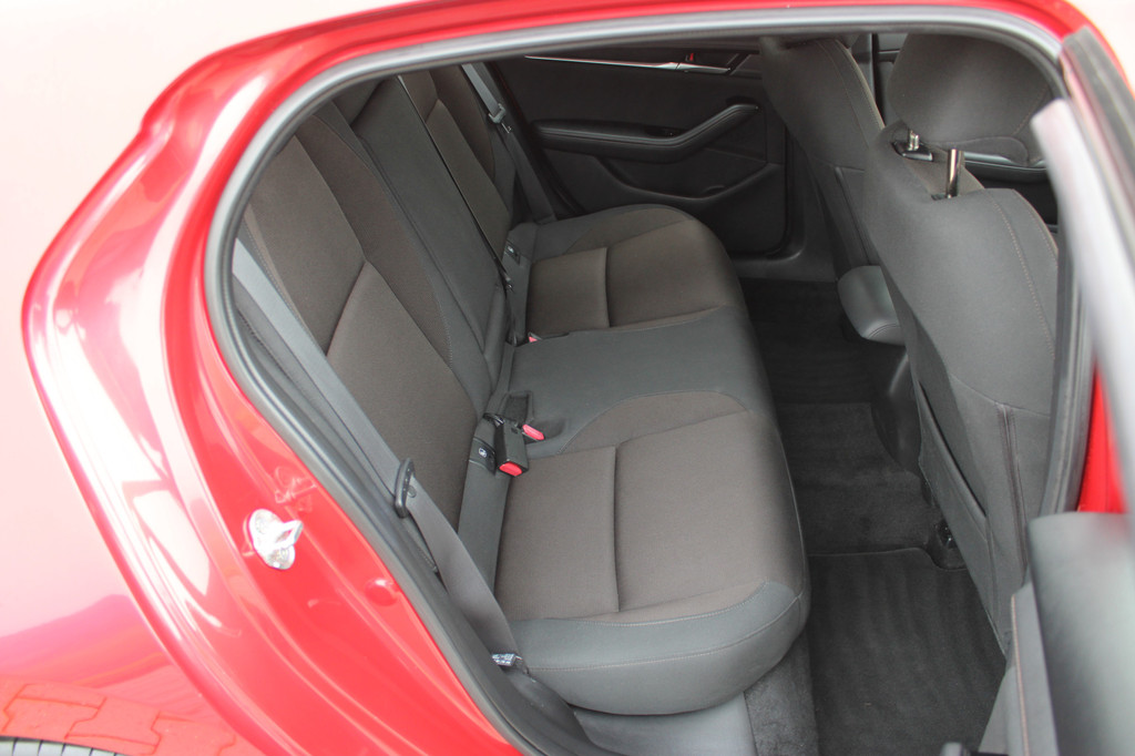 Mazda 3 (J036PZ) met abonnement