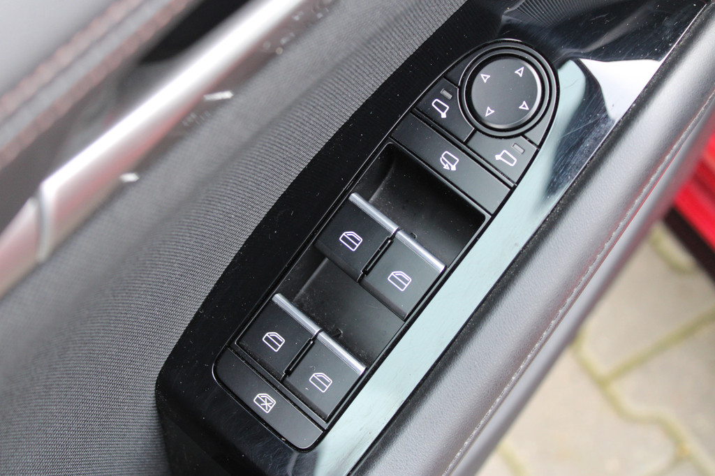 Mazda 3 (J036PZ) met abonnement