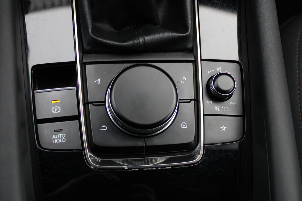 Mazda 3 (J036PZ) met abonnement