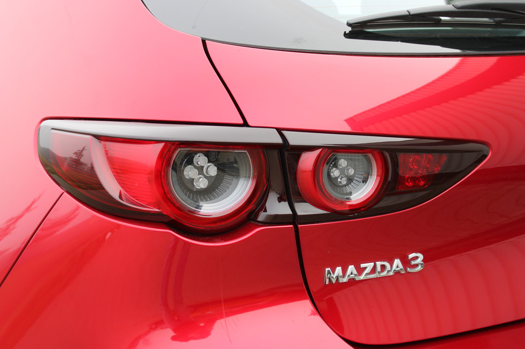 Mazda 3 (J036PZ) met abonnement