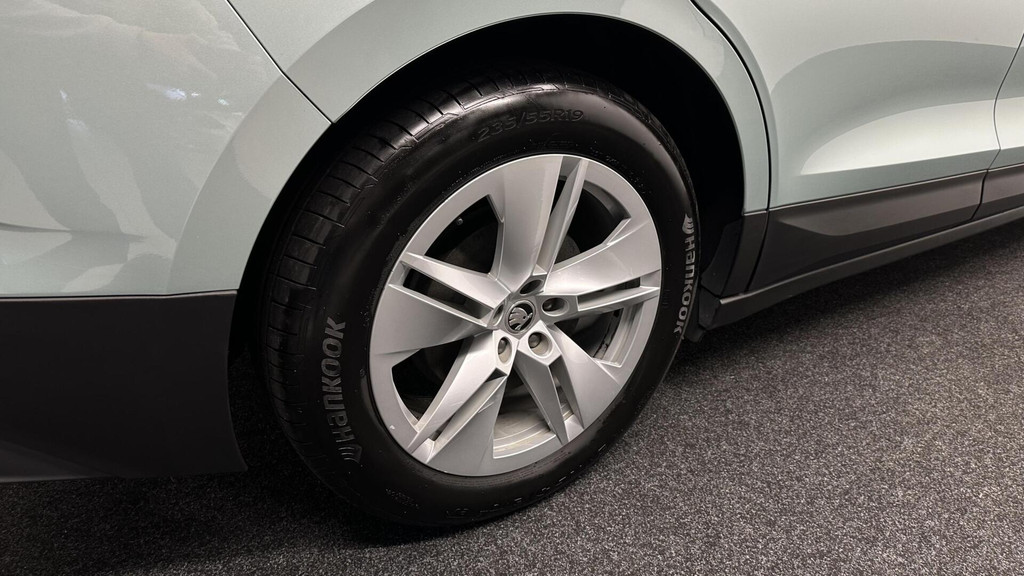 ŠKODA ENYAQ iV (N696SN) met abonnement