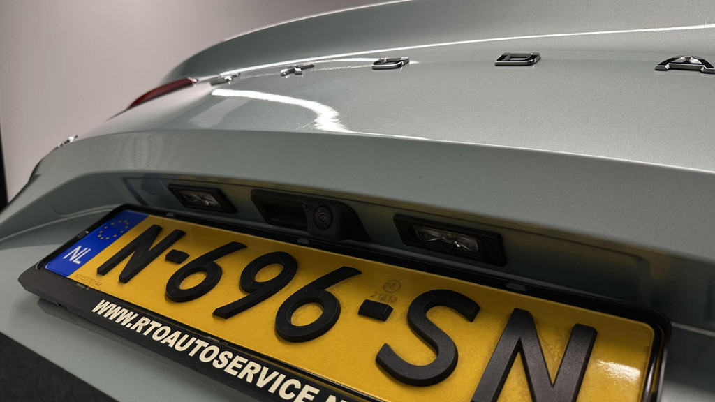 ŠKODA ENYAQ iV (N696SN) met abonnement