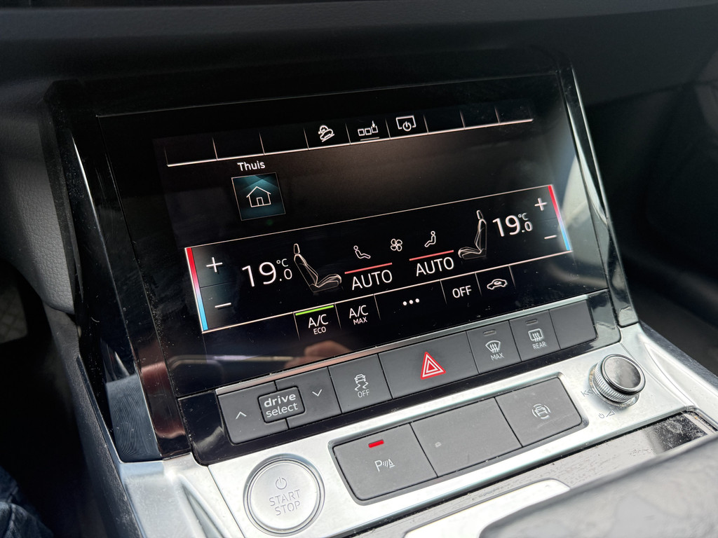 Audi e-tron (K886GP) met abonnement