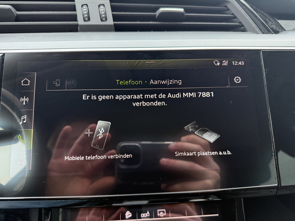 Audi e-tron (K886GP) met abonnement
