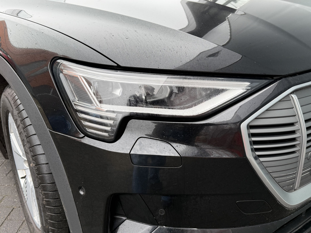 Audi e-tron (K886GP) met abonnement