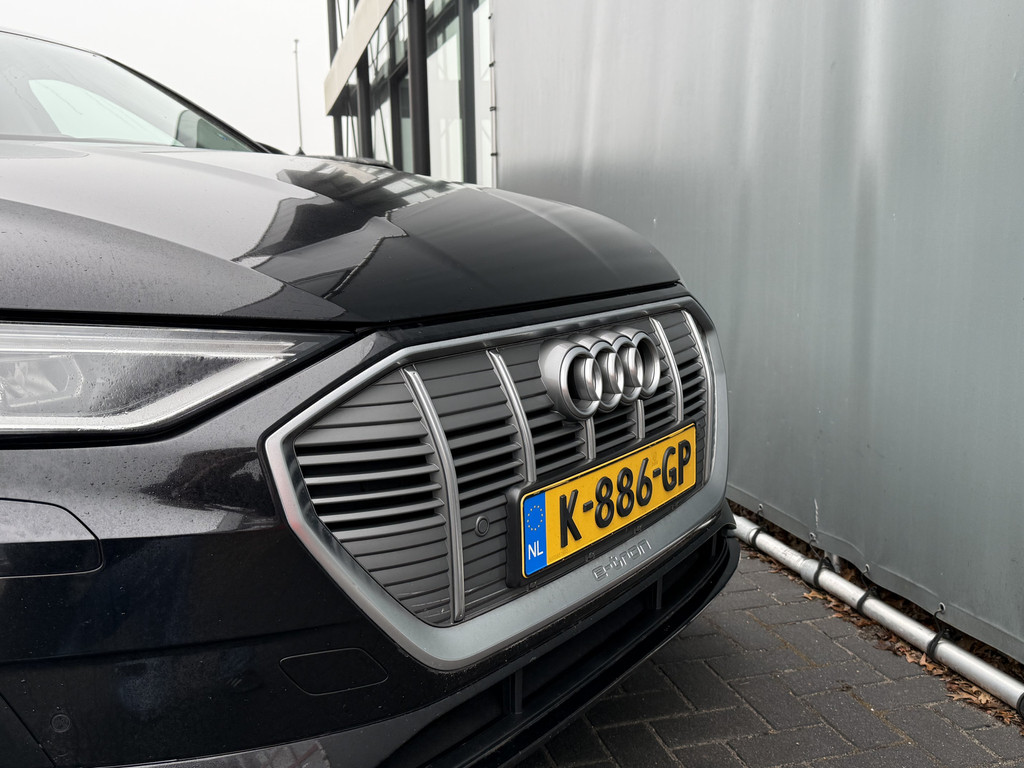 Audi e-tron (K886GP) met abonnement