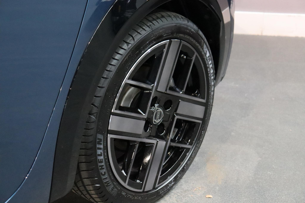 Lancia Ypsilon (JTX43H) met abonnement