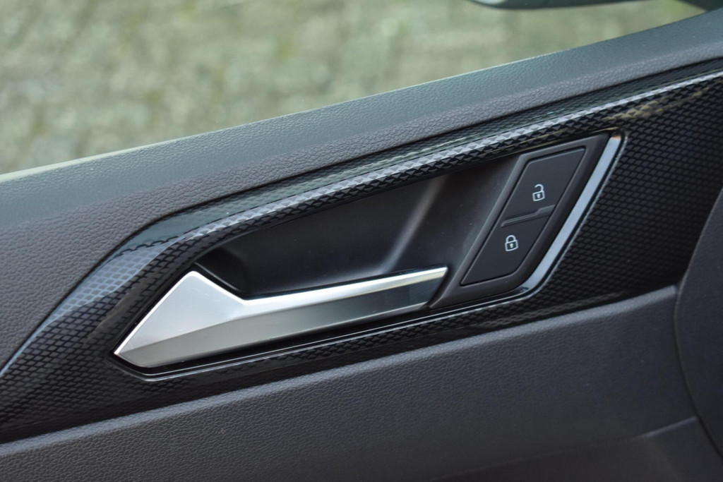 Volkswagen Taigo (S722BZ) met abonnement