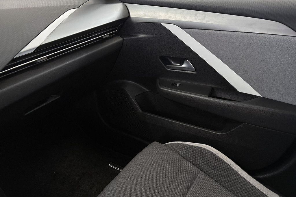 Opel Astra (T438JG) met abonnement