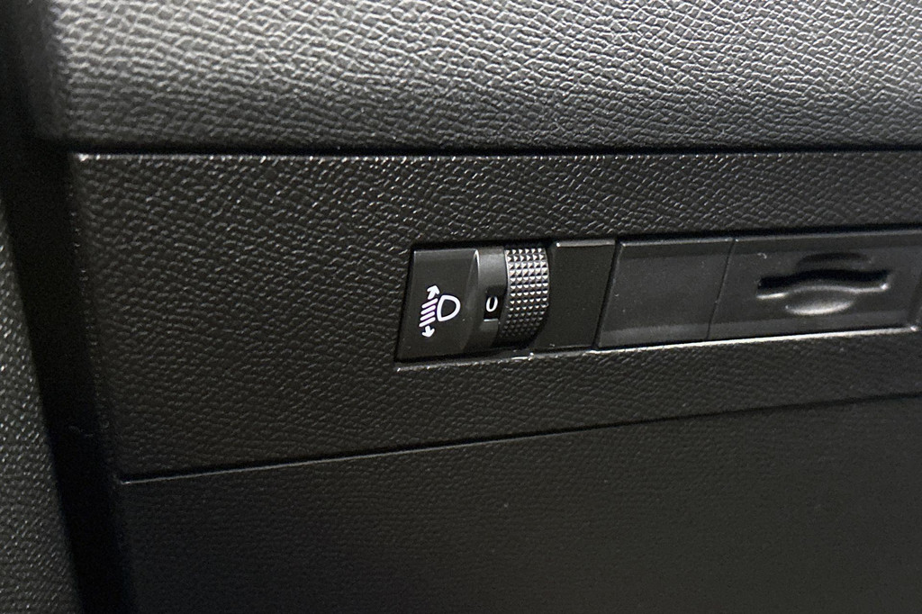 Opel Astra (T438JG) met abonnement