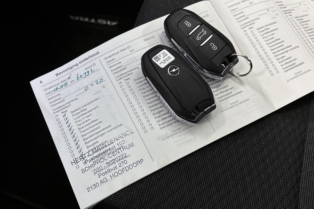 Opel Astra (T438JG) met abonnement