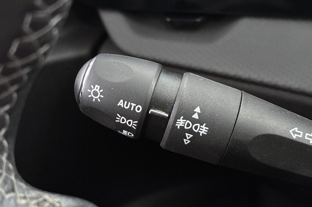 Opel Astra (T438JG) met abonnement