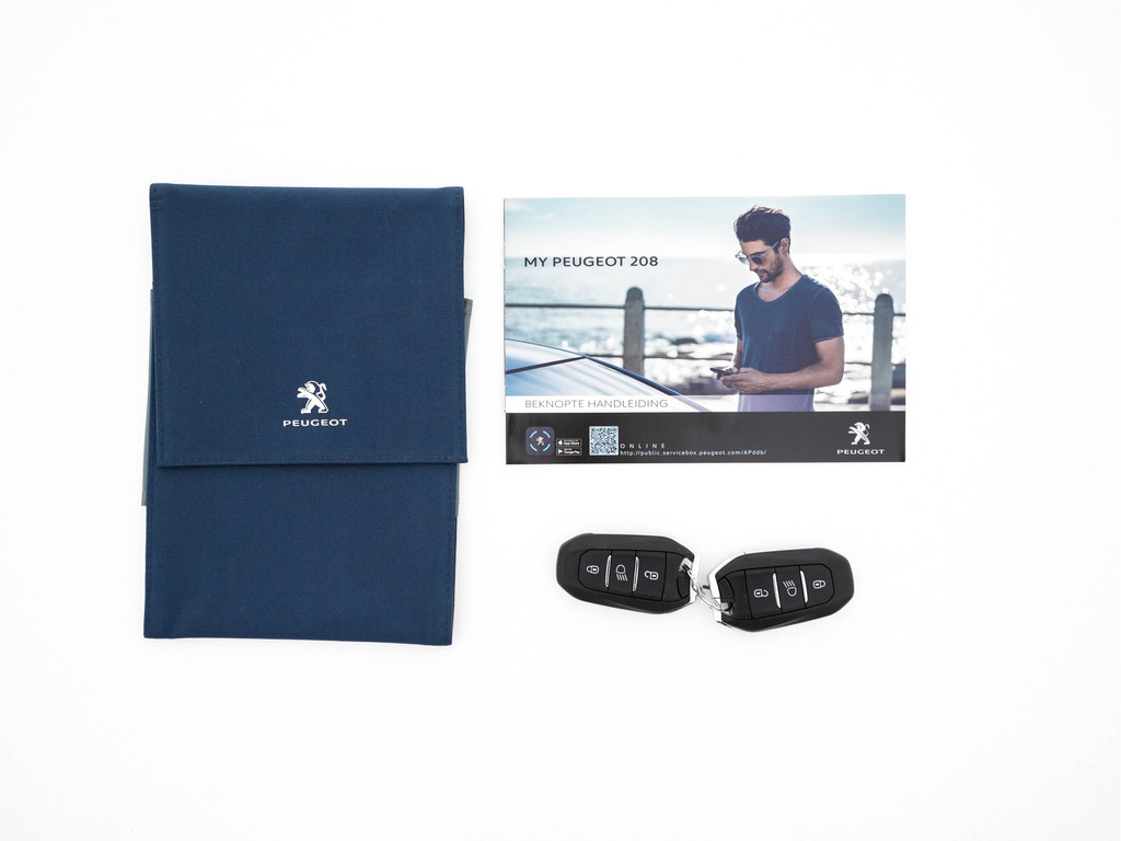Peugeot e-208 (L502VV) met abonnement