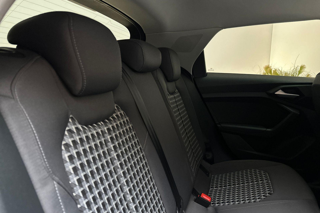 Audi A1 (JXB37T) met abonnement