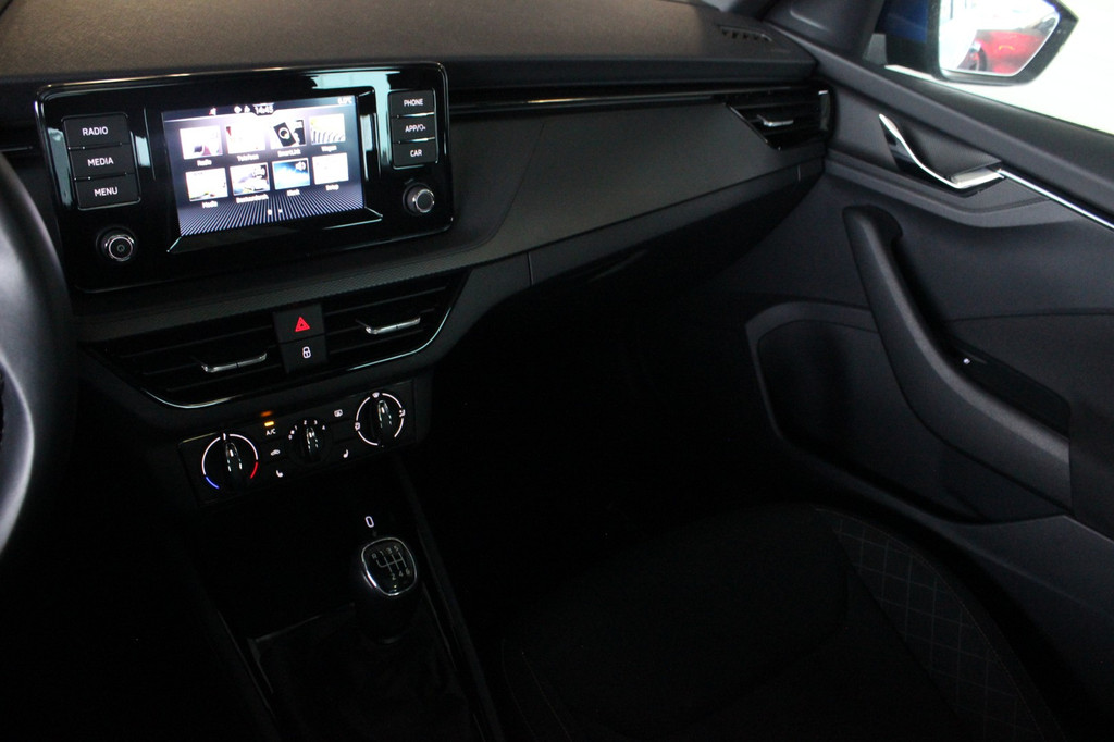 ŠKODA Scala (T080RH) met abonnement