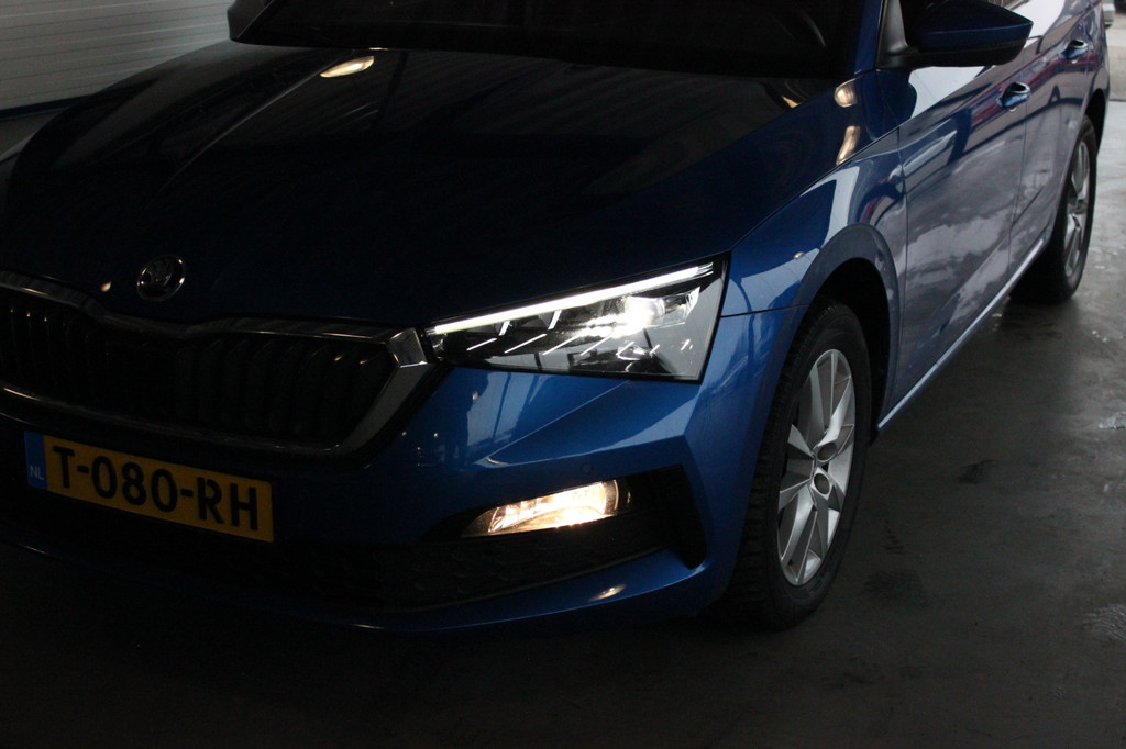 ŠKODA Scala (T080RH) met abonnement