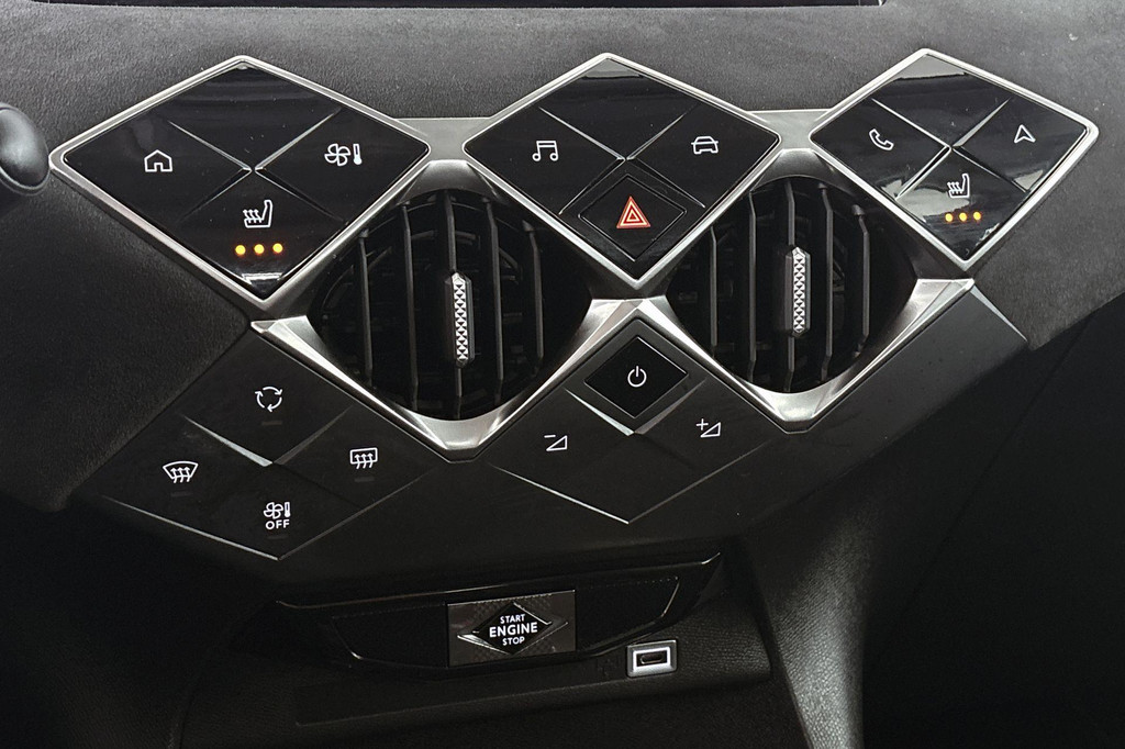 DS DS 3 (X635BL) met abonnement