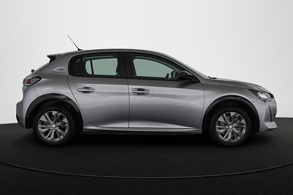 Peugeot e-208 (S495RD) met abonnement