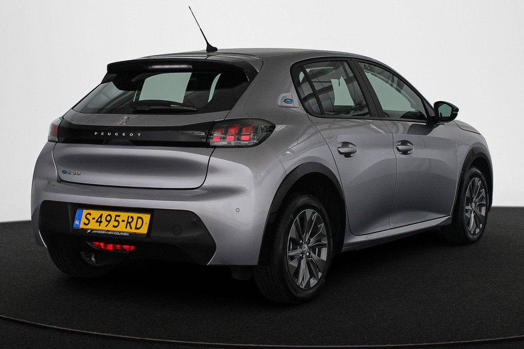 Peugeot e-208 (S495RD) met abonnement