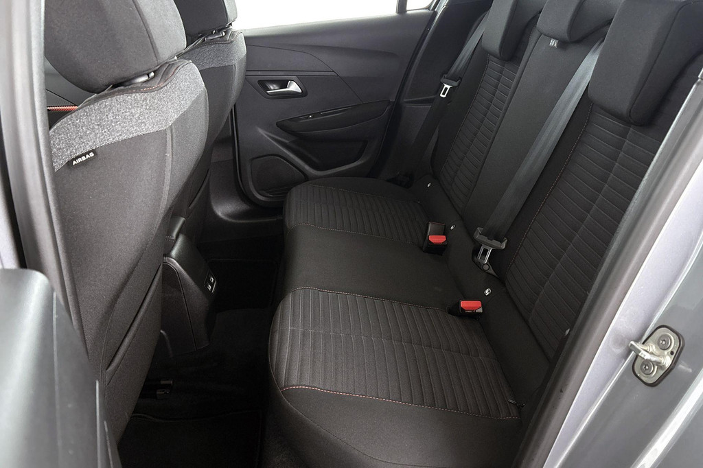 Peugeot e-208 (S495RD) met abonnement