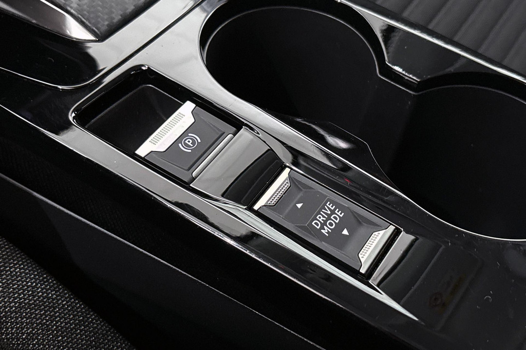 Peugeot e-208 (S495RD) met abonnement