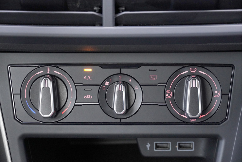 Volkswagen Polo (J811BL) met abonnement