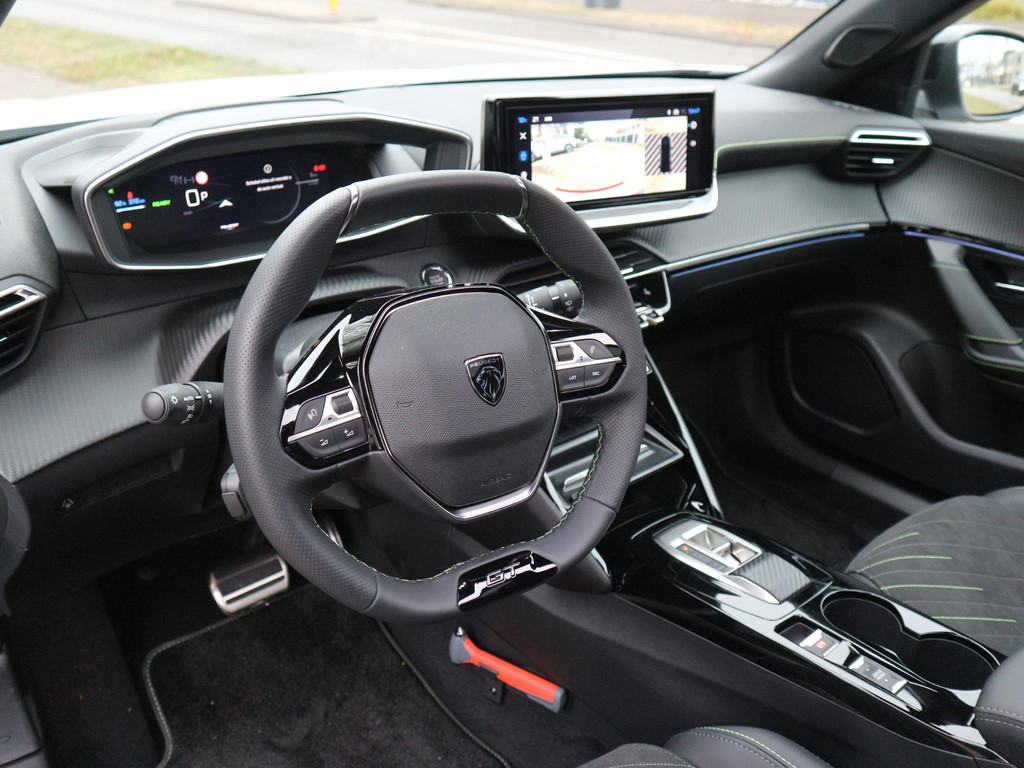 Peugeot e-2008 (JPL32D) met abonnement