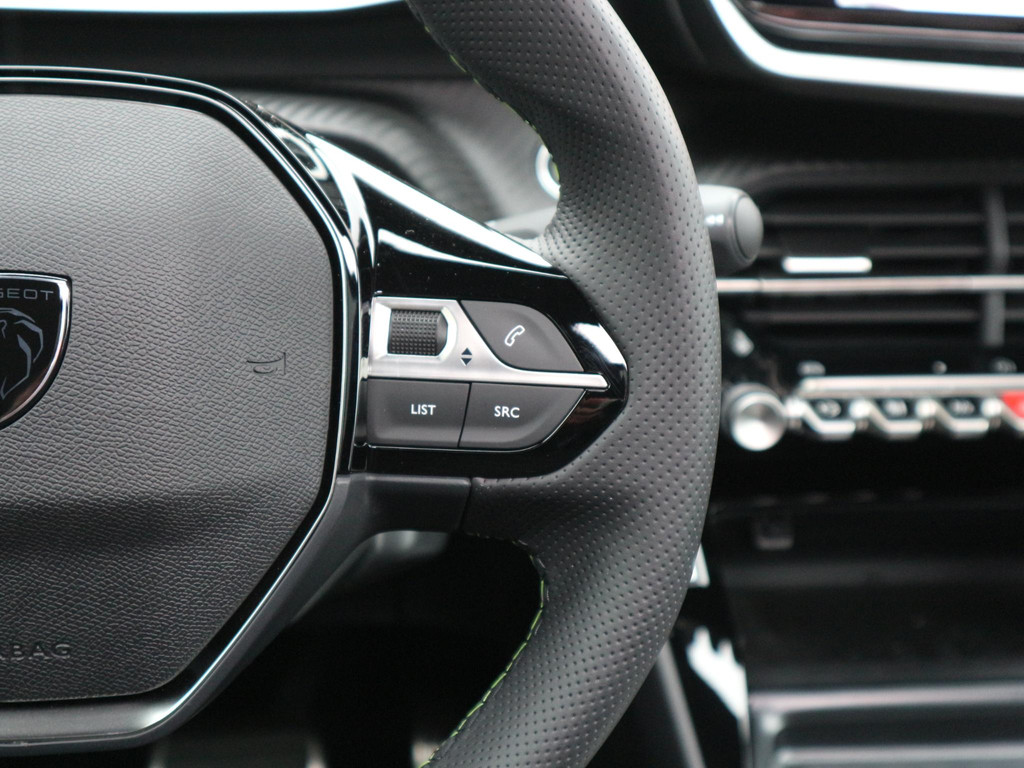 Peugeot e-2008 (JPL32D) met abonnement