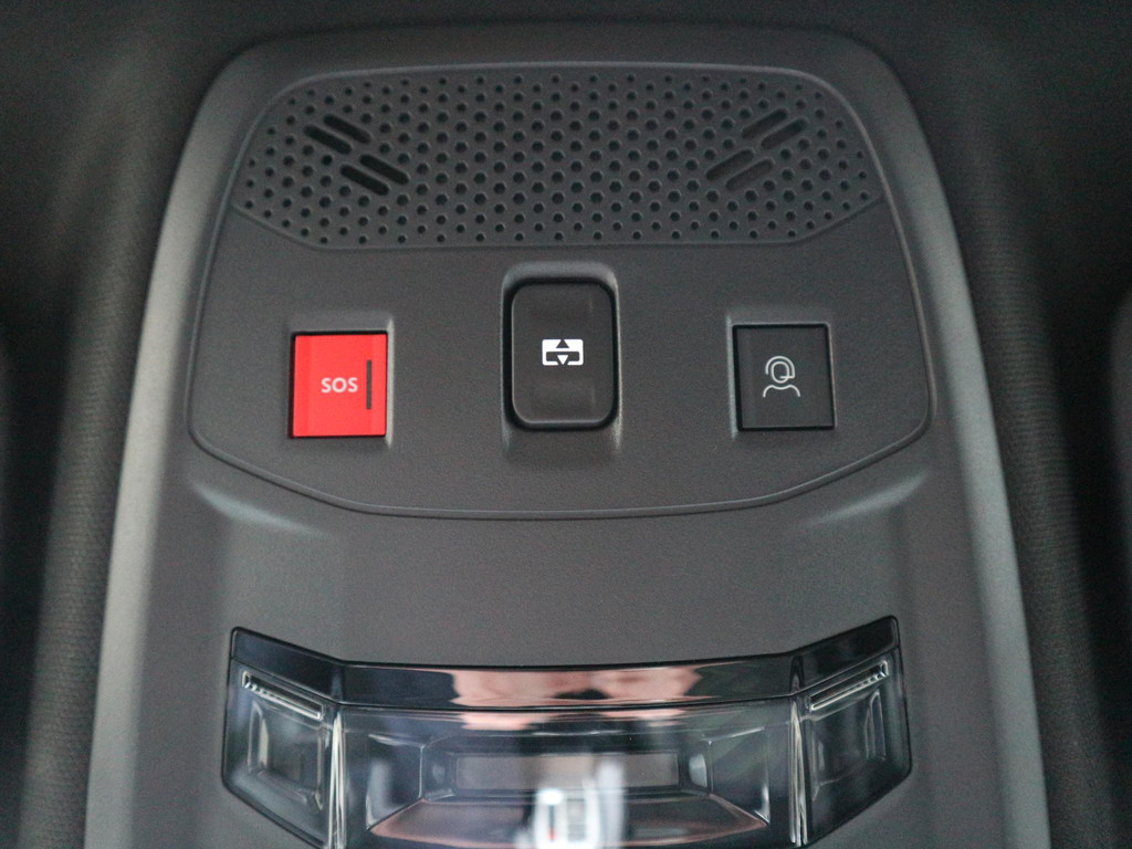 Peugeot e-2008 (JPL32D) met abonnement