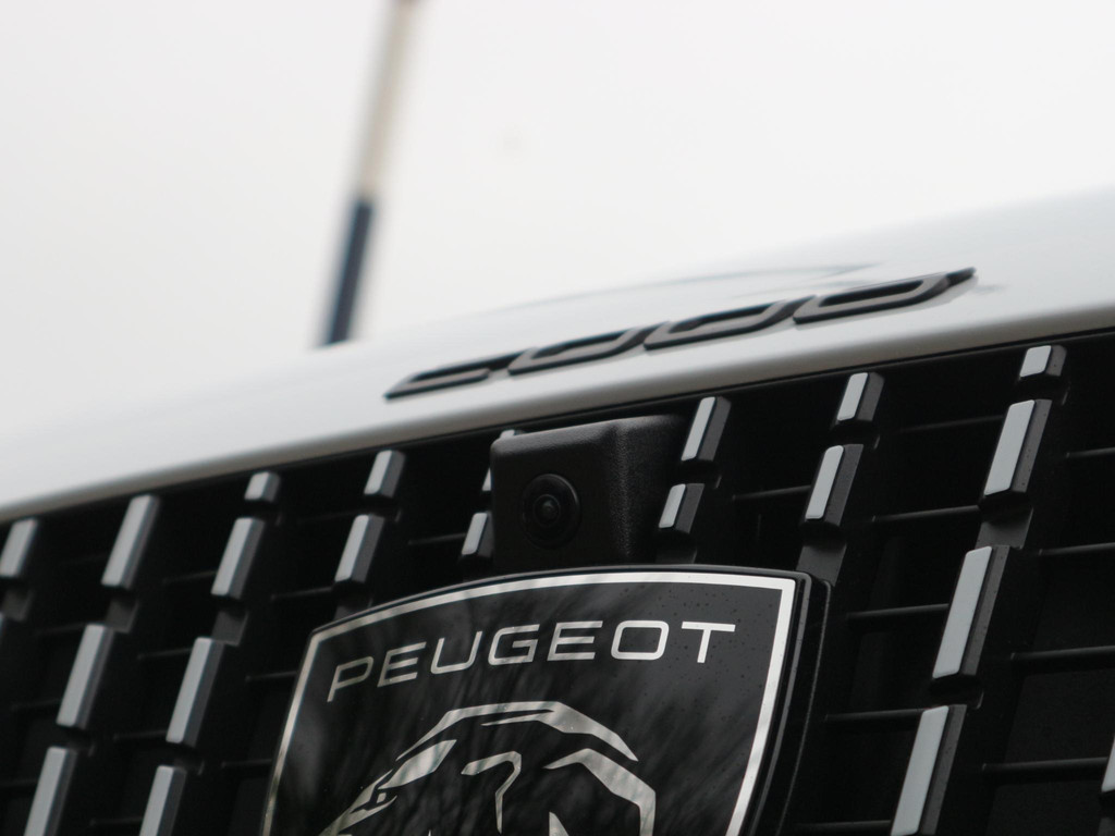 Peugeot e-2008 (JPL32D) met abonnement