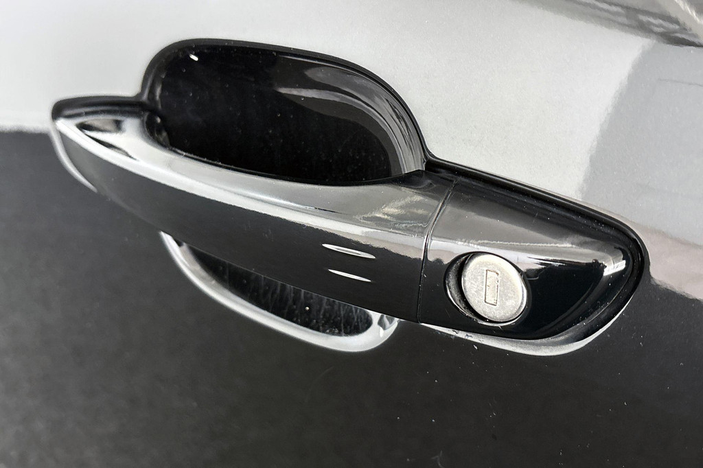 Citroën Ë-C4 (S865SF) met abonnement