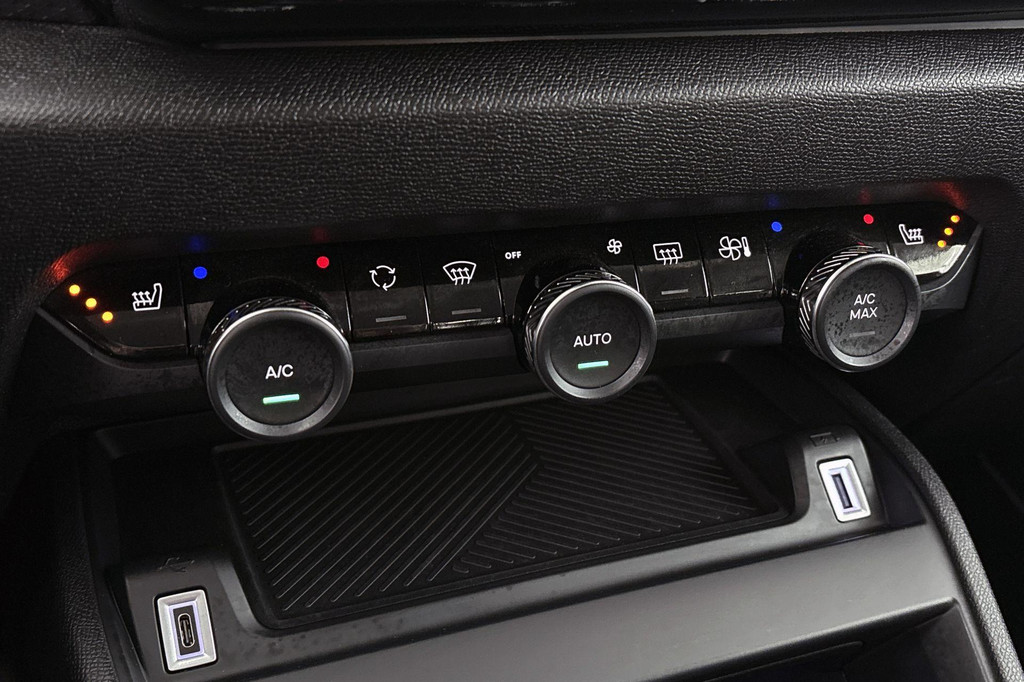 Citroën Ë-C4 (S865SF) met abonnement