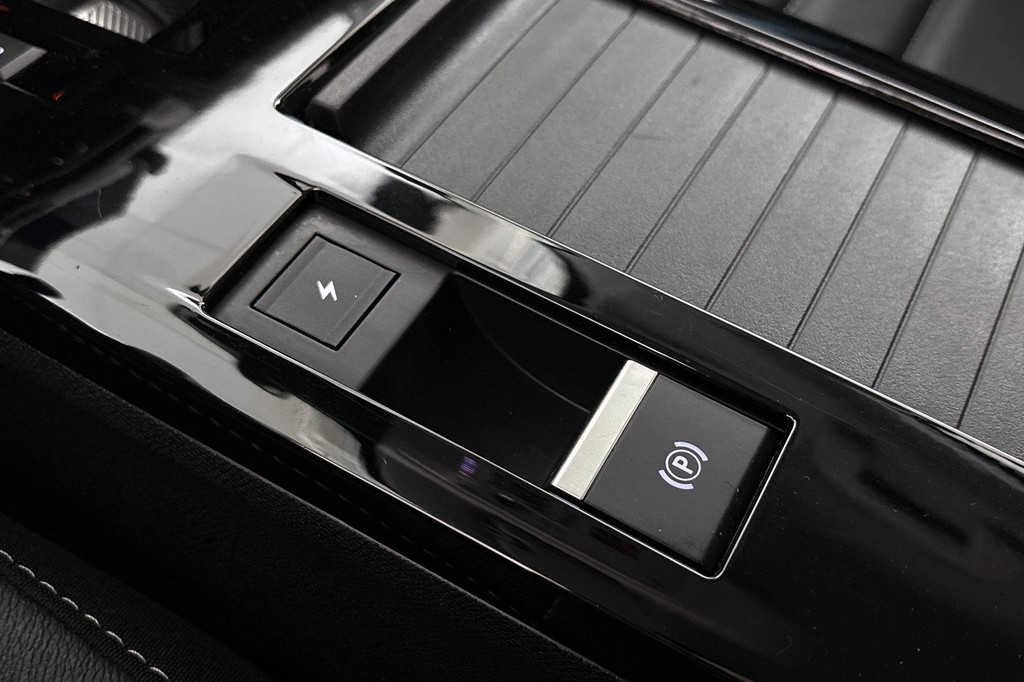 Citroën Ë-C4 (S865SF) met abonnement