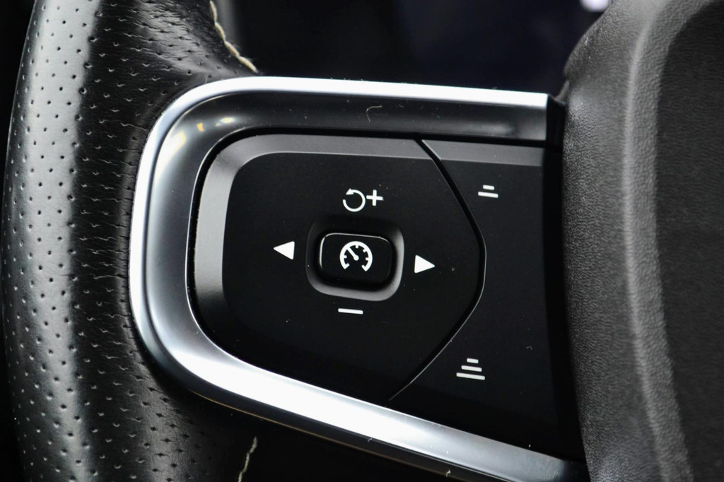 Volvo XC40 (K176GT) met abonnement