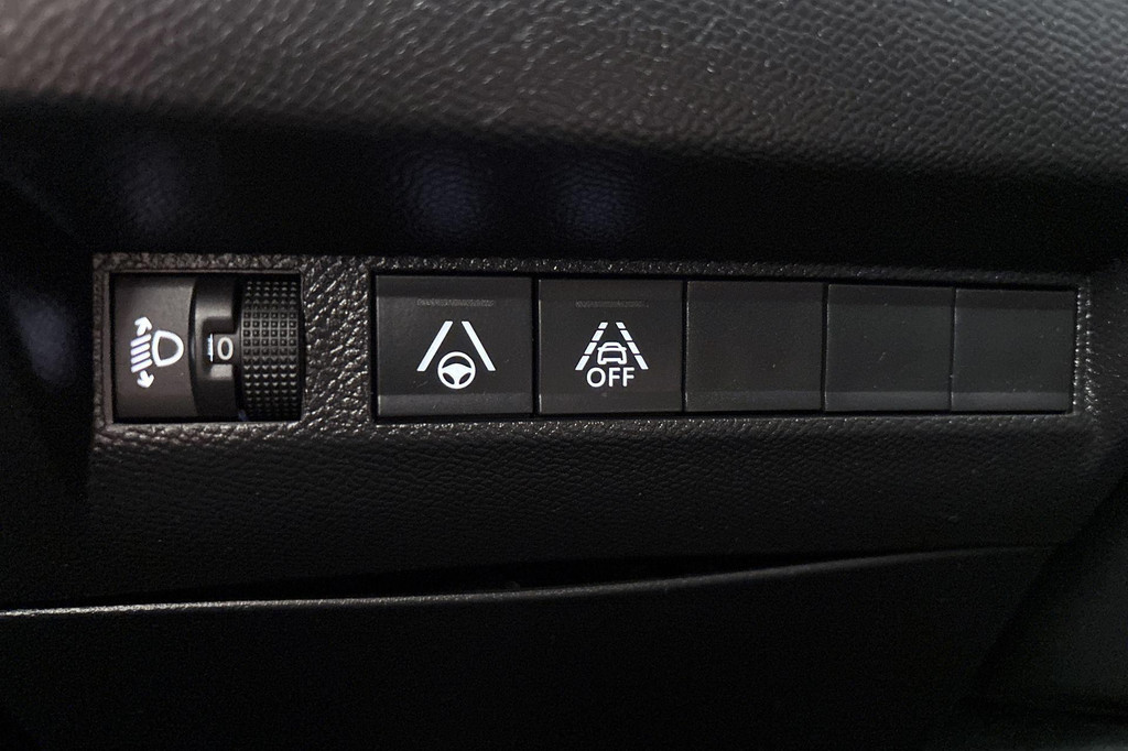 Peugeot e-208 (N817TR) met abonnement