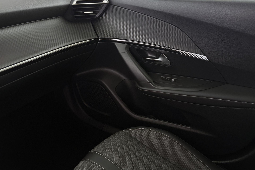 Peugeot e-2008 (X912XN) met abonnement