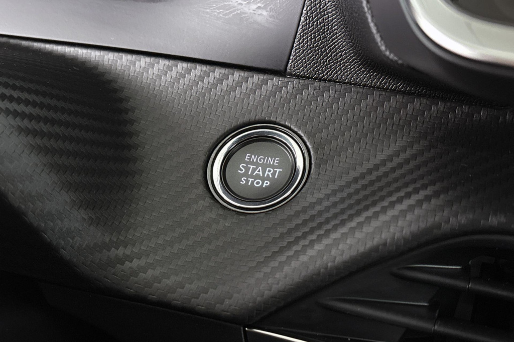 Peugeot e-2008 (X912XN) met abonnement