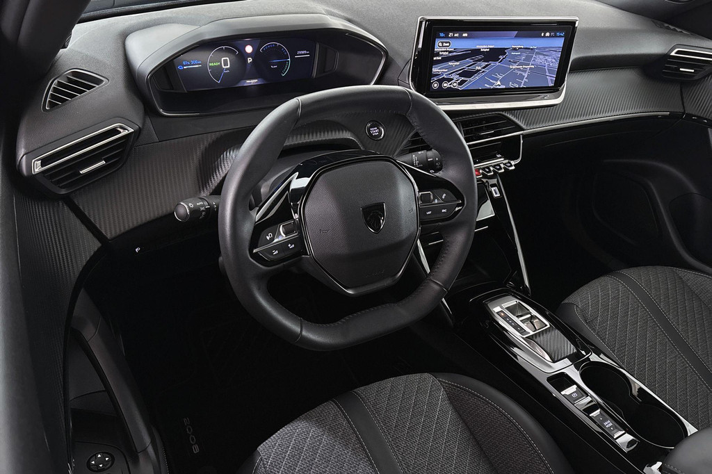 Peugeot e-2008 (X912XN) met abonnement