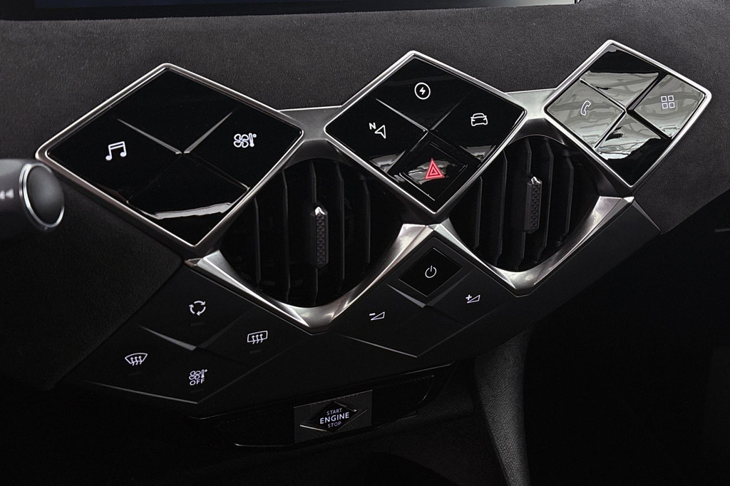 DS DS 3 (R970KB) met abonnement