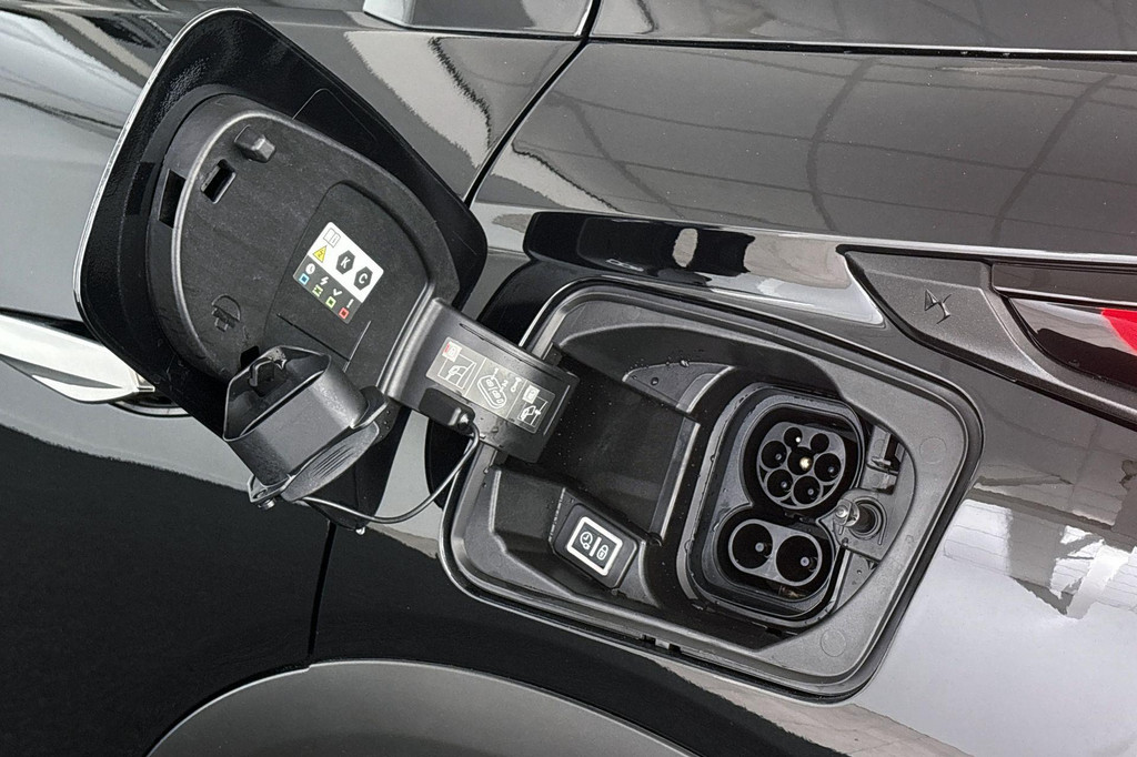 DS DS 3 (R970KB) met abonnement