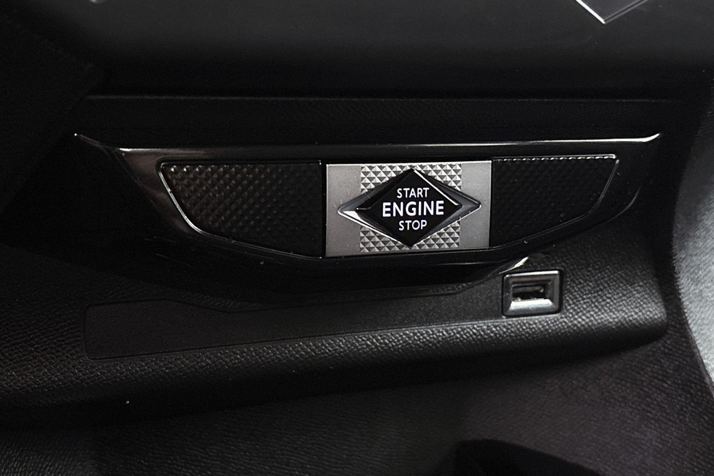 DS DS 3 (R970KB) met abonnement